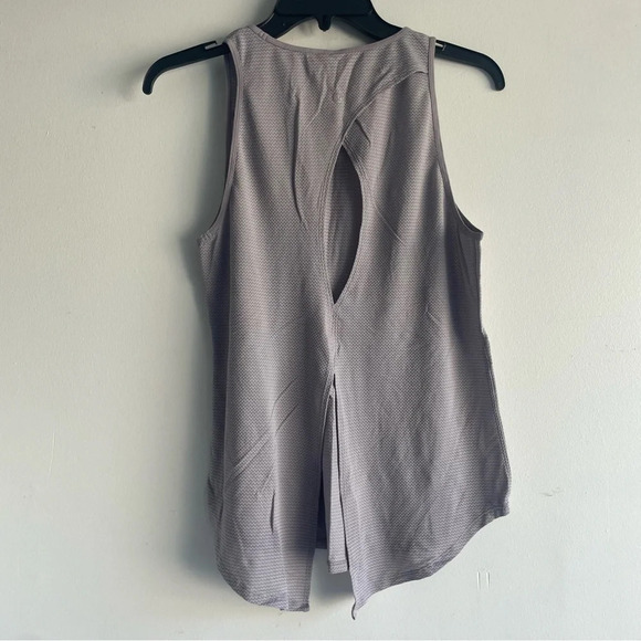 Lululemon Open Up Tank Top Heathered Lavender Grey - 22368 - Picture 3 of 8